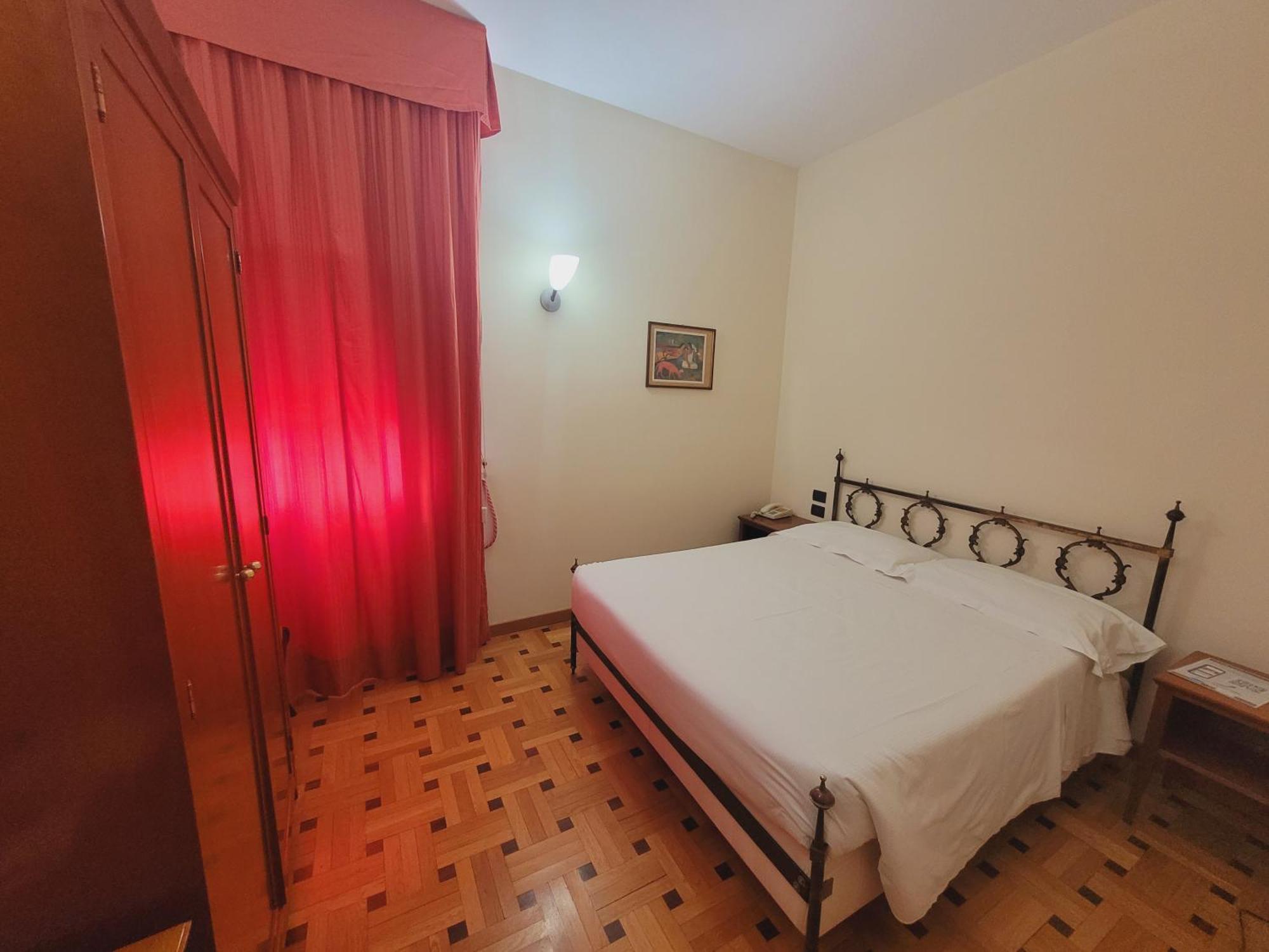 Alla Rocca Hotel Conference & Restaurant Баццано Экстерьер фото