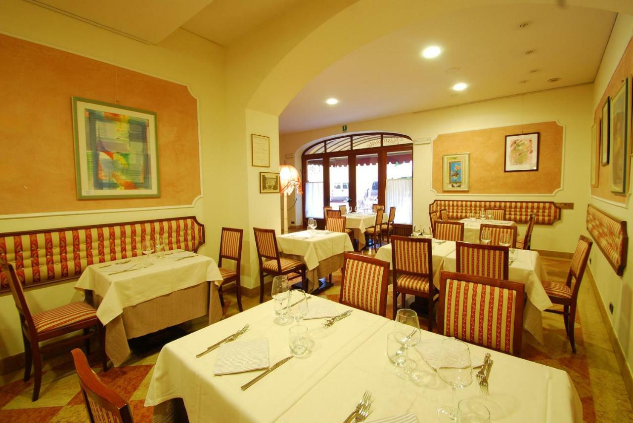 Alla Rocca Hotel Conference & Restaurant Баццано Экстерьер фото