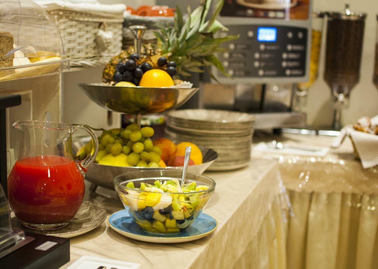 Alla Rocca Hotel Conference & Restaurant Баццано Экстерьер фото